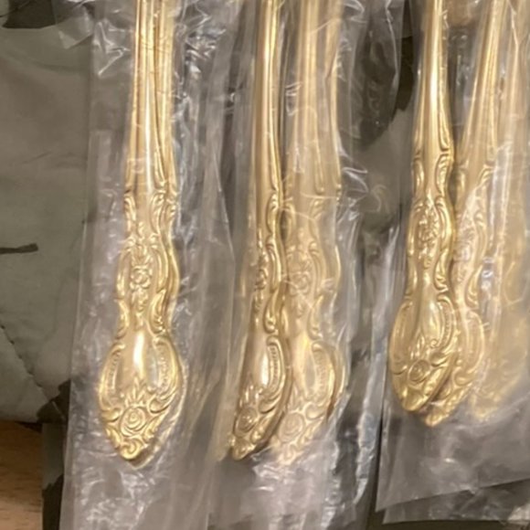 Serena Gold Plated Flatware, 45 pieces, 8 settings, by Estia. NWOT - Picture 8 of 10